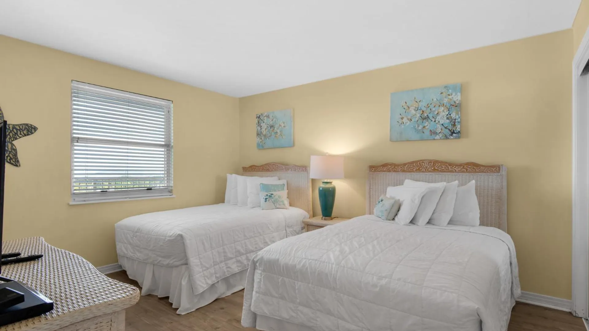 Hidden Dunes Condominium 1503 By Newman-Dailey Destin Holiday home